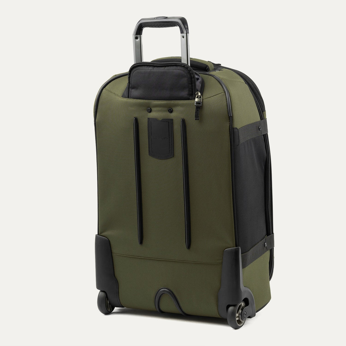 Bold™ By Travelpro® Medium Check-In Rollaboard®