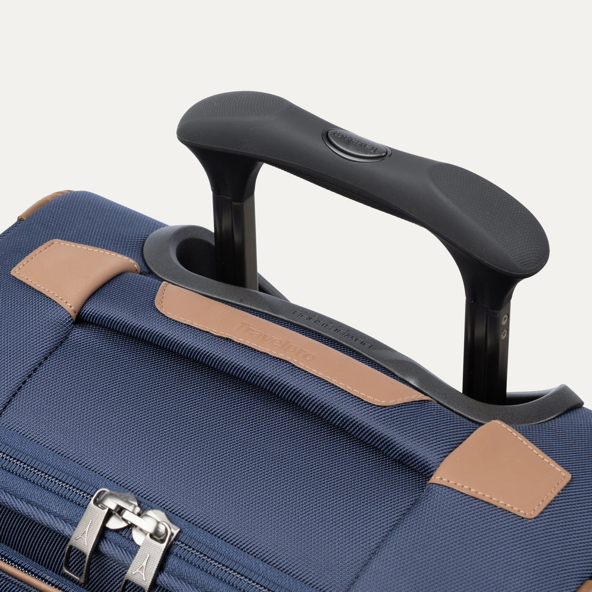 Crew™ Classic Compact Carry-On / Large Check-In Set