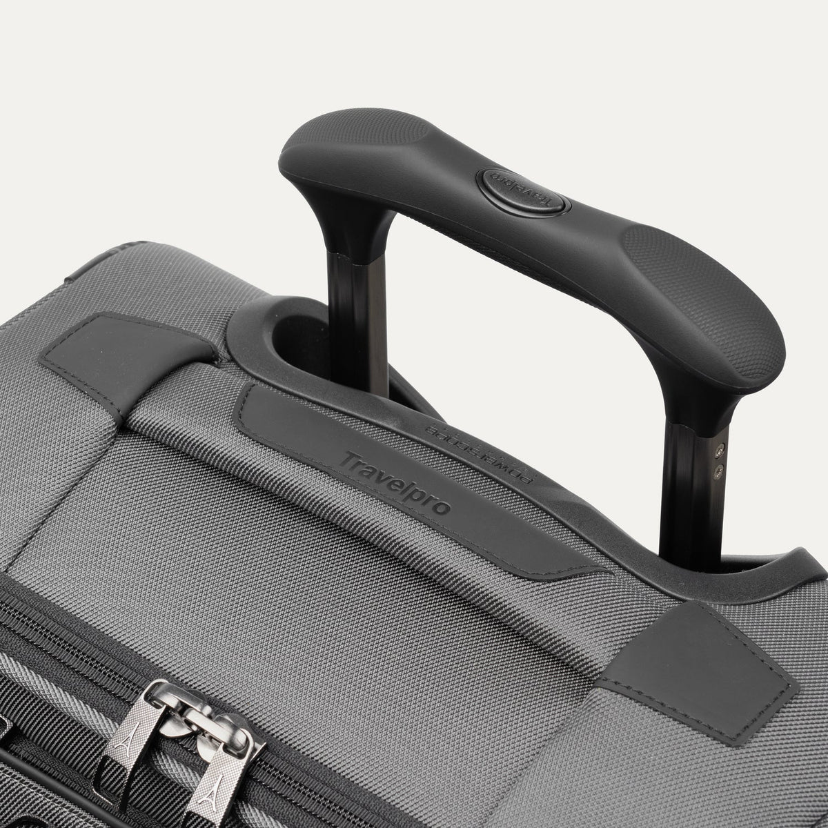 Crew™ Classic Compact Carry-On / Large Check-In Set