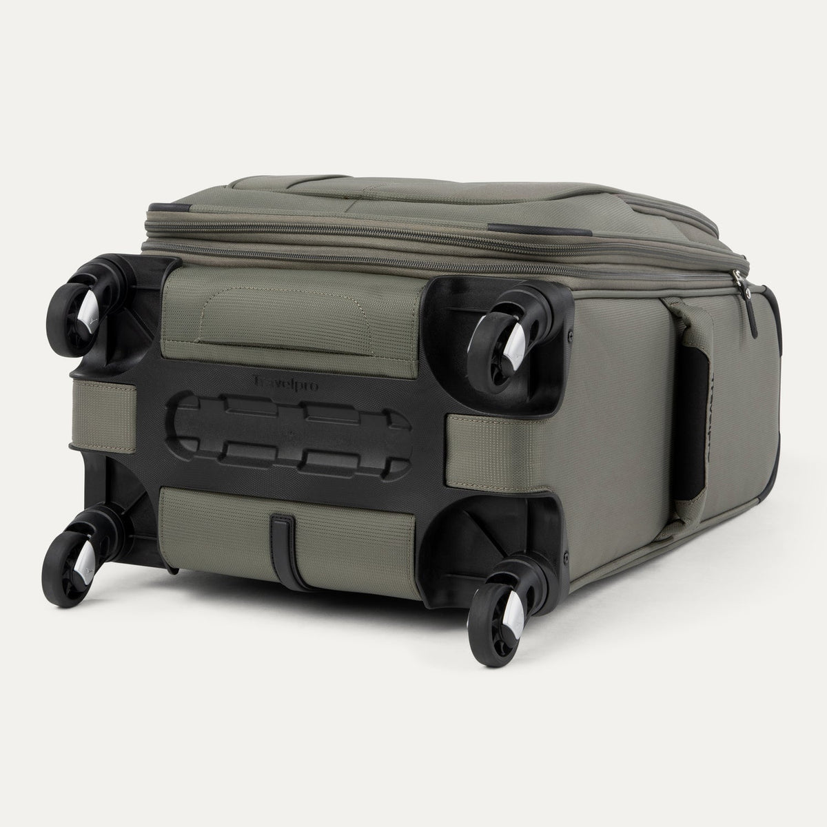 Maxlite® 5 Carry-On Spinner