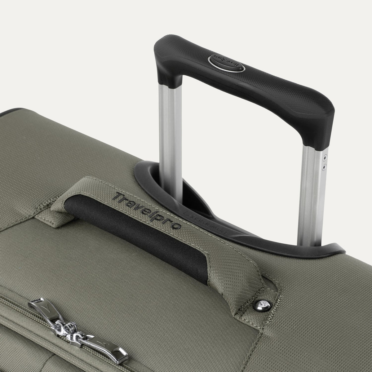 Maxlite® 5 Medium Check-In Rollaboard®