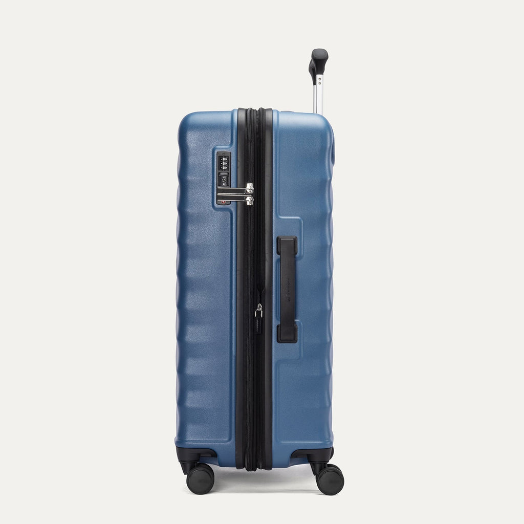 Maxlite® Air V2 Medium Check-In Hardside Spinner