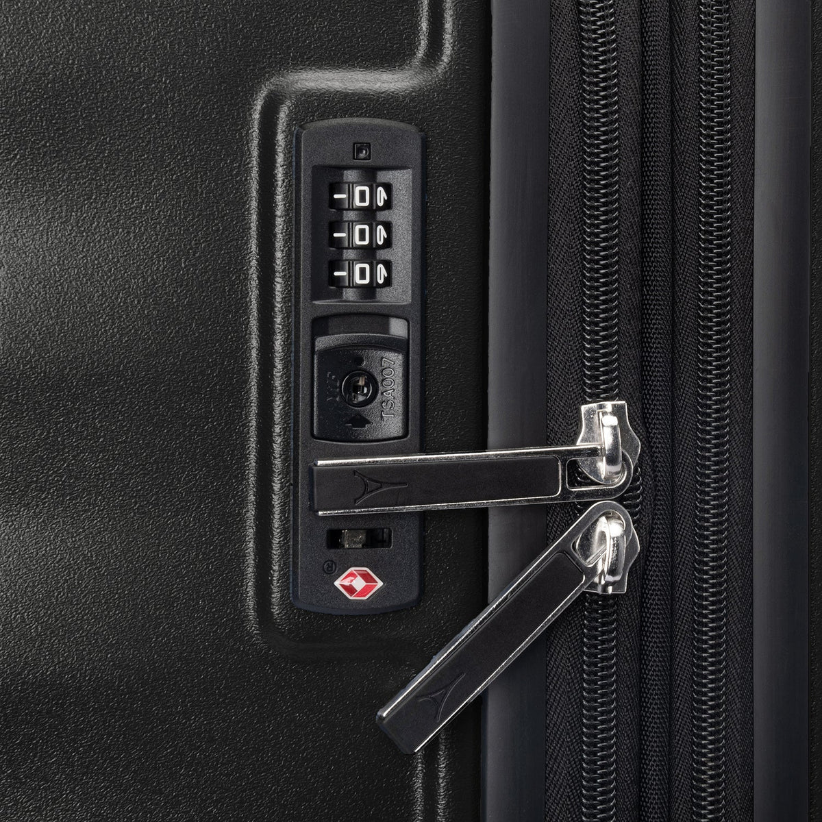 Maxlite® Air V2 Medium Check-In Hardside Spinner