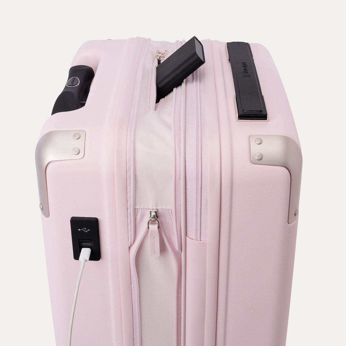 Platinum® Elite Compact Carry-On Hardside Spinner