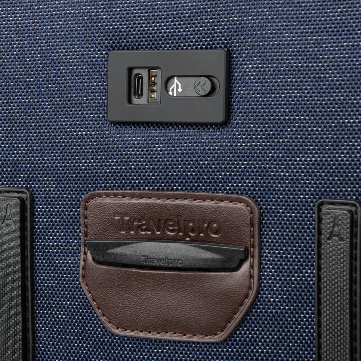 Platinum® Elite Carry-On Rollaboard®