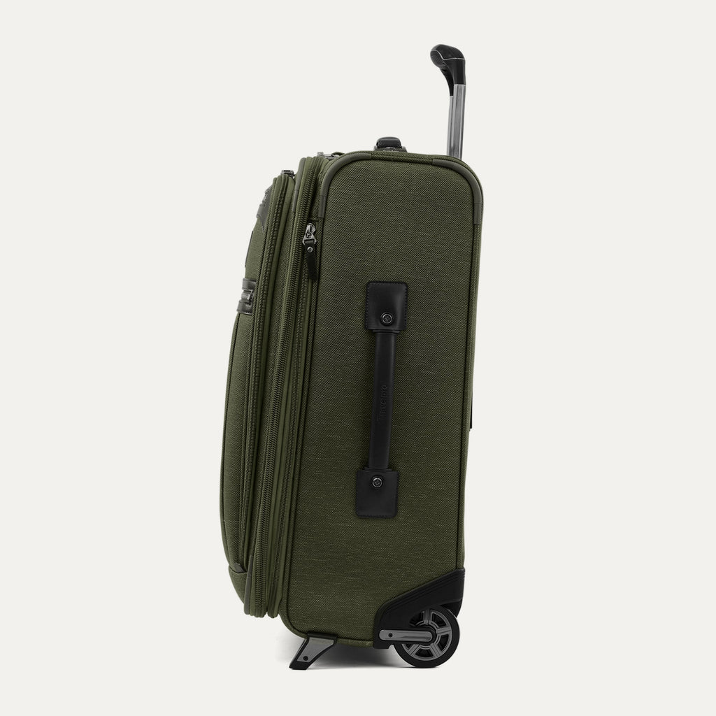 Platinum® Elite Carry-On Rollaboard®