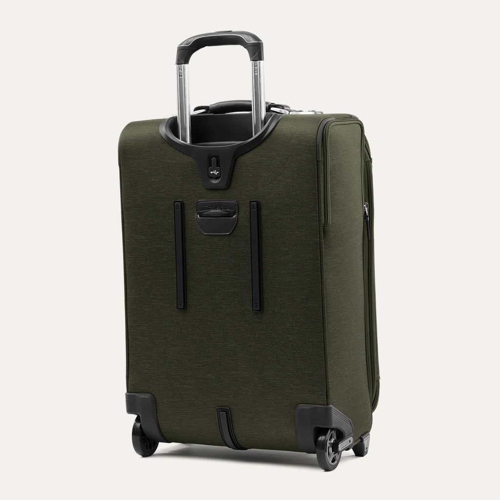 Platinum® Elite Carry-On Rollaboard®