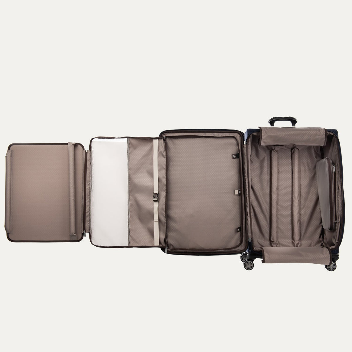 Platinum® Elite Large Check-In Spinner