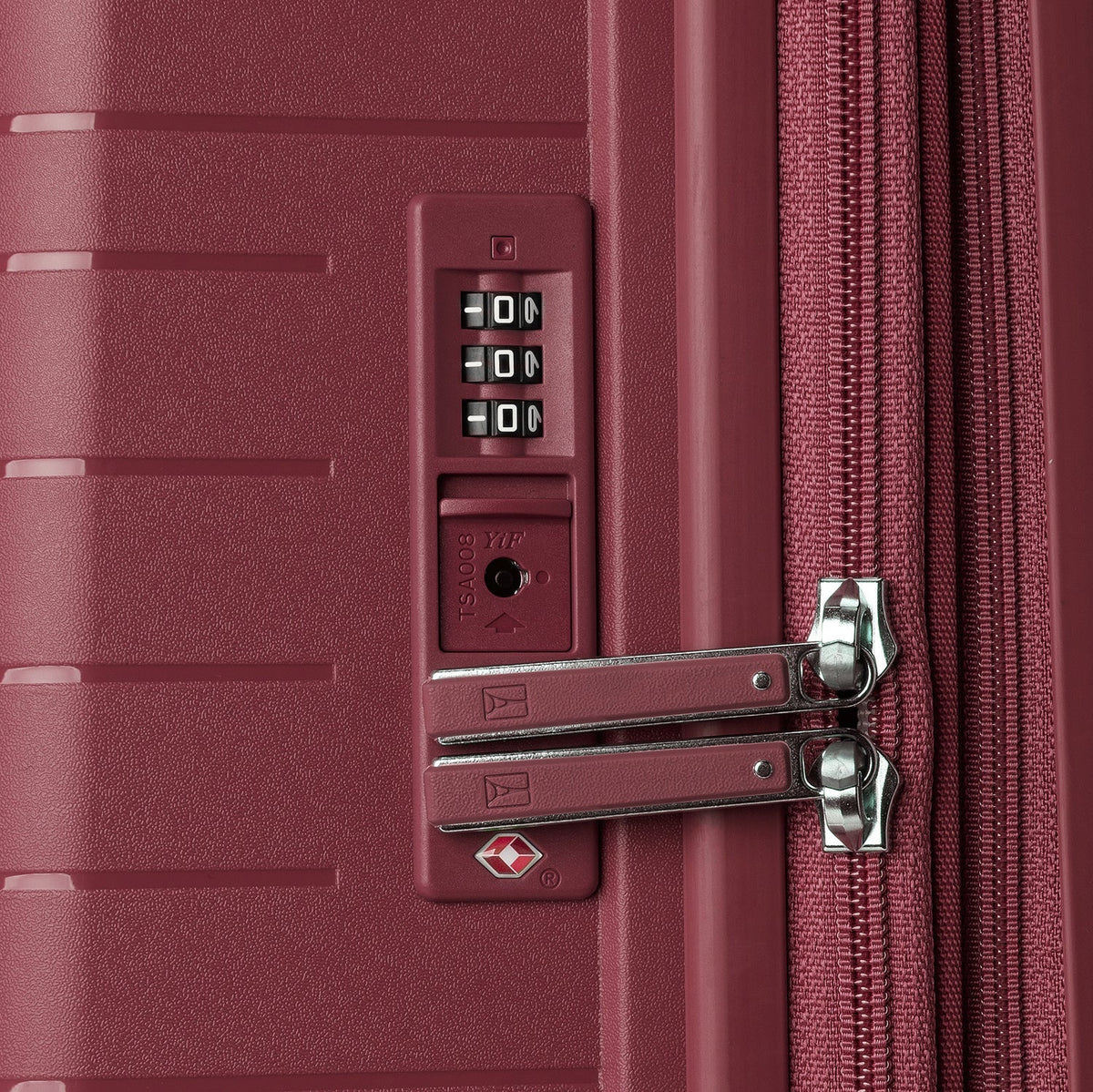 Optima® Expandable Large Check-in Spinner