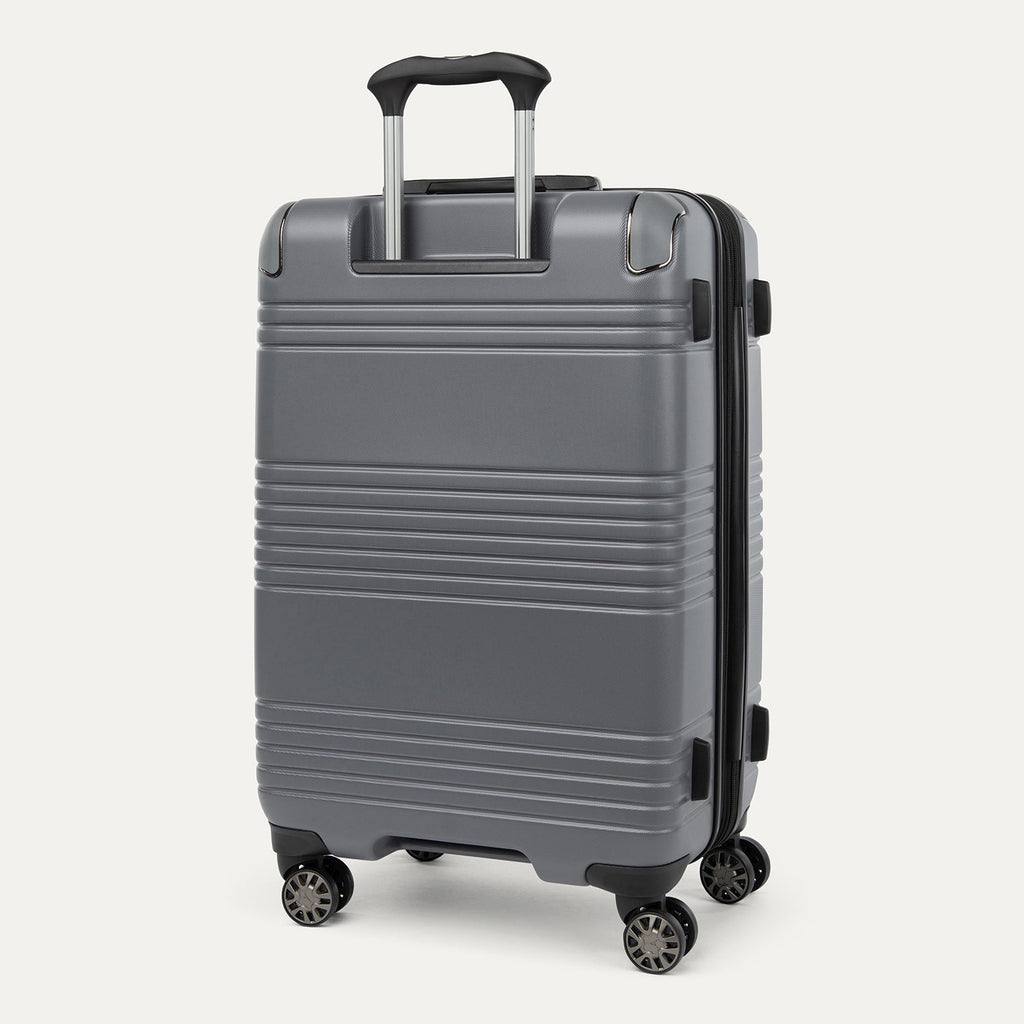 Roundtrip® Medium Check-in Expandable Spinner